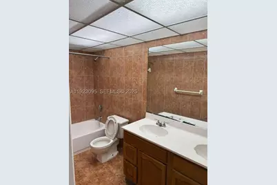 7000 NW 186th #4-226, Hialeah, FL 33015 - Photo 9