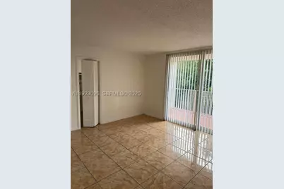 7000 NW 186th #4-226, Hialeah, FL 33015 - Photo 7