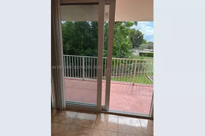 7000 NW 186th #4-226, Hialeah, FL 33015 - Photo 11