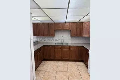 7000 NW 186th #4-226, Hialeah, FL 33015 - Photo 3