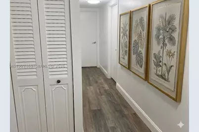 100 Golden Isles #605, Hallandale, FL 33009 - Photo 5