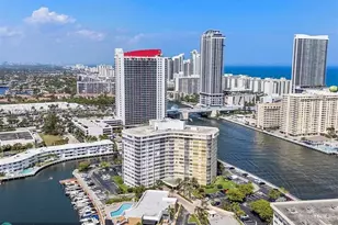 100 Golden Isles, Hallandale, FL 33009 - Photo 17