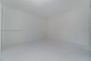 851 NE 1st, Miami, FL 33132 - Photo 23
