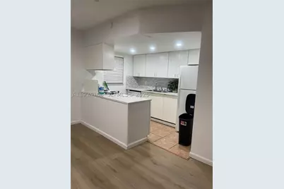1100 NE 9th #203, Fort Lauderdale, FL 3240 - Photo 3