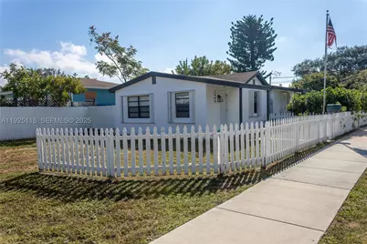2444 Roosevelt, Hollywood, FL 33020 - Photo 3