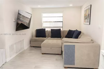 2444 Roosevelt, Hollywood, FL 33020 - Photo 5