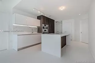 851 NE 1st, Miami, FL 33132 - Photo 3