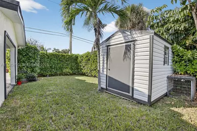 2256 Simms, Hollywood, FL 33020 - Photo 27