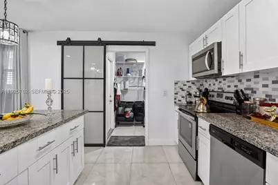 2256 Simms, Hollywood, FL 33020 - Photo 7