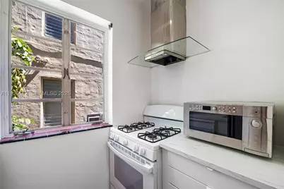 1611 Euclid #8, Miami Beach, FL 33139 - Photo 7