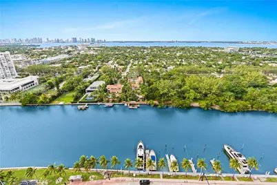 4401 Collins #2517, Miami Beach, FL 33140 - Photo 3