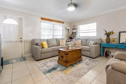 7002 NW 95th, Tamarac, FL 33321 - Photo 3