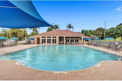 1135 Satinleaf, Hollywood, FL 33019 - Photo 69