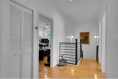 1135 Satinleaf, Hollywood, FL 33019 - Photo 7