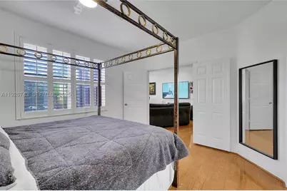 1135 Satinleaf, Hollywood, FL 33019 - Photo 13
