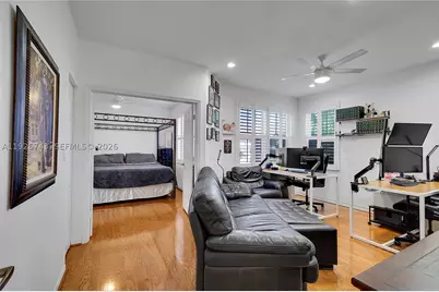 1135 Satinleaf, Hollywood, FL 33019 - Photo 9
