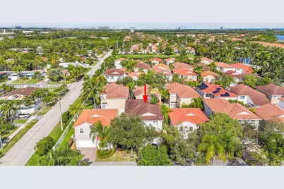 1135 Satinleaf, Hollywood, FL 33019 - Photo 57