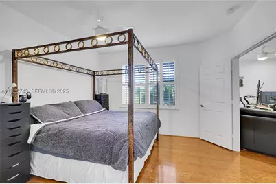 1135 Satinleaf, Hollywood, FL 33019 - Photo 11