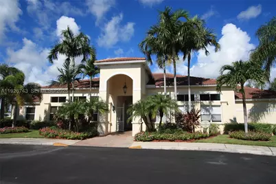 1135 Satinleaf, Hollywood, FL 33019 - Photo 71