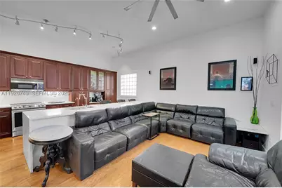 1135 Satinleaf, Hollywood, FL 33019 - Photo 3