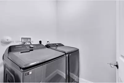 1968 NW 25th, Miami, FL 33125 - Photo 23