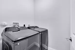 1968 NW 25th, Miami, FL 33125 - Photo 23