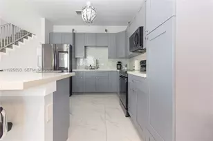 1968 NW 25th, Miami, FL 33125 - Photo 15