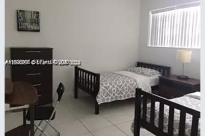 250 S Shore #5, Miami Beach, FL 33141 - Photo 5
