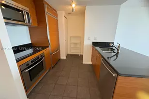 50 Biscayne, Miami, FL 33132 - Photo 7