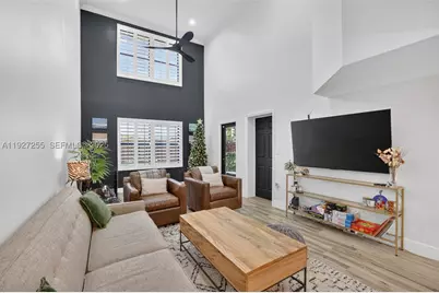 237 City View #237, Fort Lauderdale, FL 33311 - Photo 5