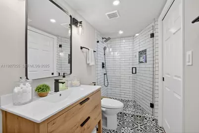 237 City View #237, Fort Lauderdale, FL 33311 - Photo 45