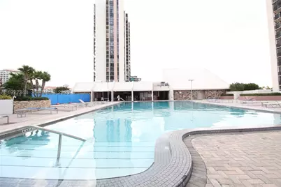20379 W Country Club #2237, Aventura, FL 33180 - Photo 43