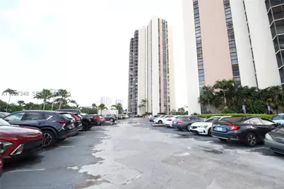 20379 W Country Club #2237, Aventura, FL 33180 - Photo 41