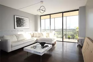 20379 W Country Club, Aventura, FL 33180 - Photo 3