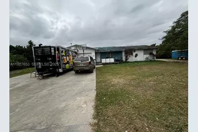 21160 SW 328th, Homestead, FL 33030 - Photo 17