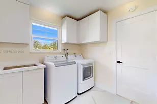 3801 SW 132nd, Miami, FL 33175 - Photo 25