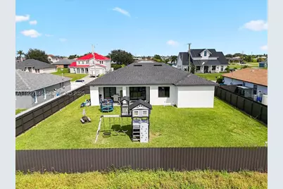 1310 NW 10th, Cape Coral, FL 33993 - Photo 37