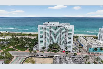 7135 Collins #1015, Miami Beach, FL 33141 - Photo 41