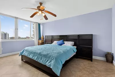 7135 Collins #1015, Miami Beach, FL 33141 - Photo 19