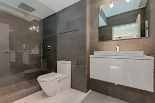100 Lincoln, Miami Beach, FL 33139 - Photo 25