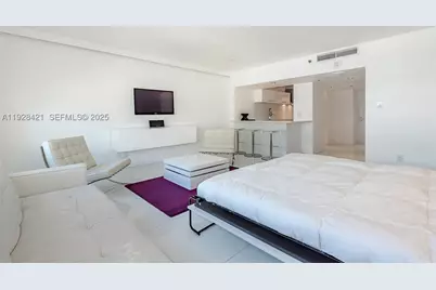 100 Lincoln #839, Miami Beach, FL 33139 - Photo 19