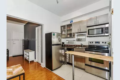 1000 Meridian #15, Miami Beach, FL 33139 - Photo 11