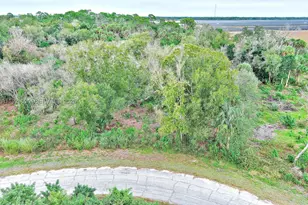 173 Carousel, Labelle, FL 33935 - Photo 1