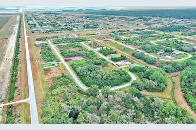 173 Carousel, Labelle, FL 33935 - Photo 19