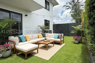 3079 NW 11th, Miami, FL 33125 - Photo 11