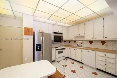 2851 NE 183rd #2211 E, Aventura, FL 33160 - Photo 9