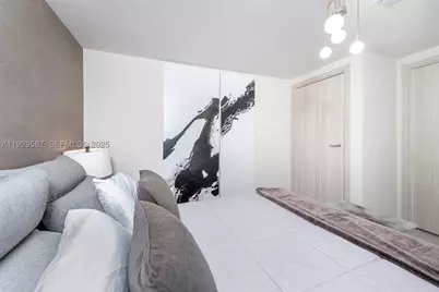 1000 Brickell #4005, Miami, FL 33131 - Photo 13