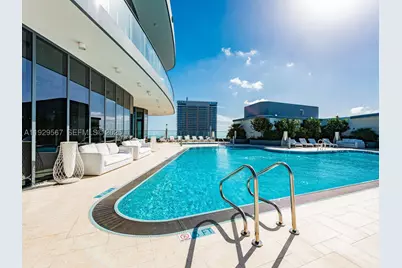 1000 Brickell #4005, Miami, FL 33131 - Photo 21