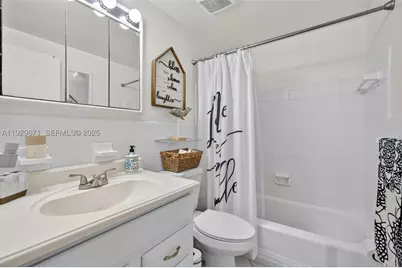800 SW 10th #4T, Hallandale, FL 33009 - Photo 19