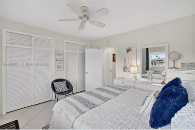 800 SW 10th #4T, Hallandale, FL 33009 - Photo 17